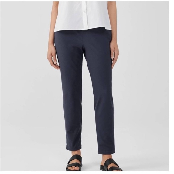 Eileen Fisher • Washable Stretch Crepe Ankle Pant in Navy Blue - Picture 1 of 7